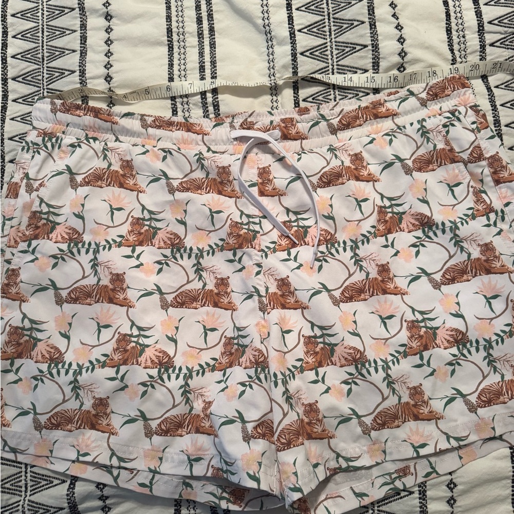 Kortni Jeane Tiger board short